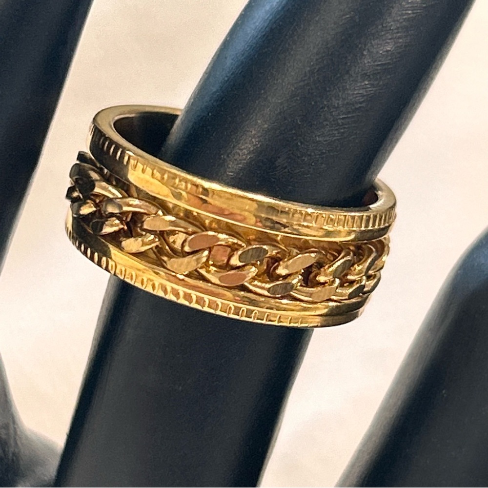 18k Gold Men’s Fidget Ring, helps with anxiety, Size 7 Jewelry